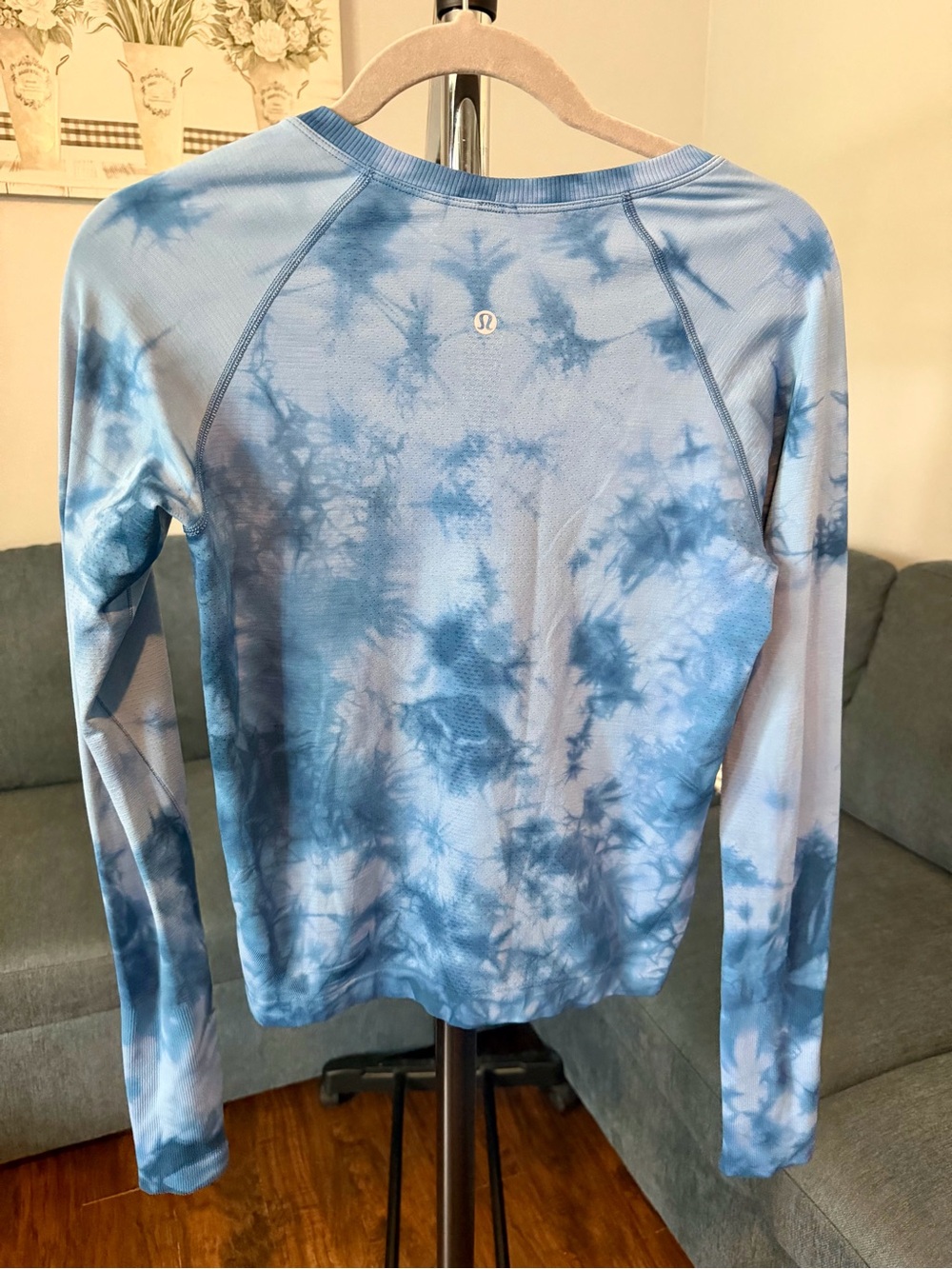 lululemon athletica Blue Tie-Dye Long Sleeve Tee